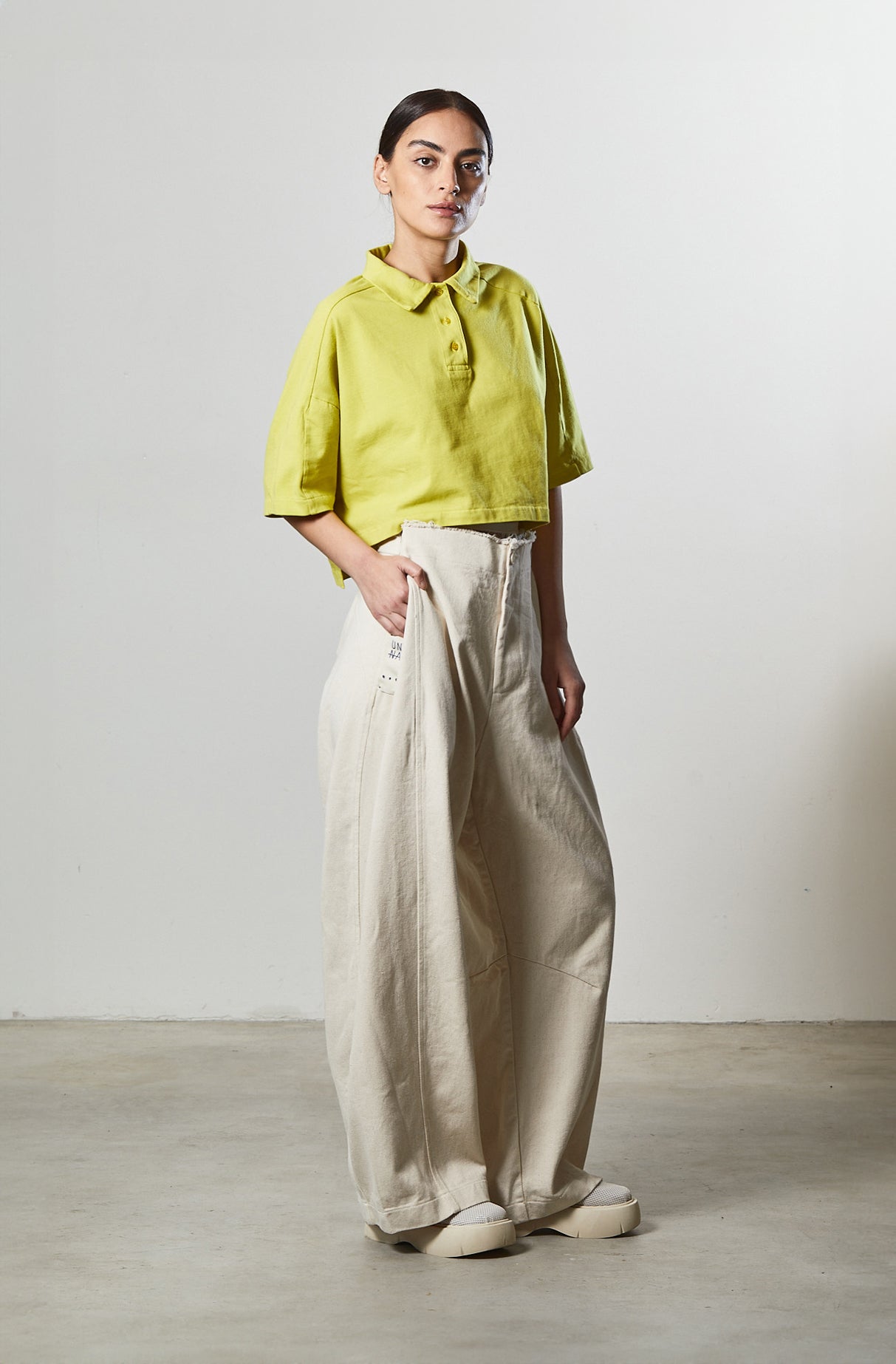 Super oversized cotton trousers